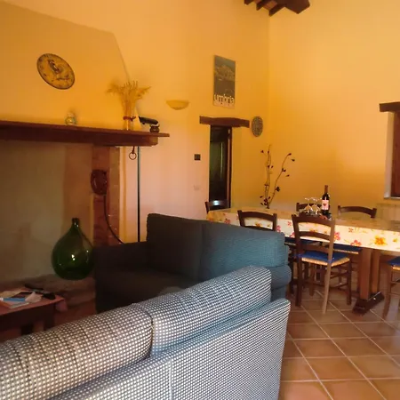 Il Piccolo Noce Casa rural Pietrafitta (Perugia)